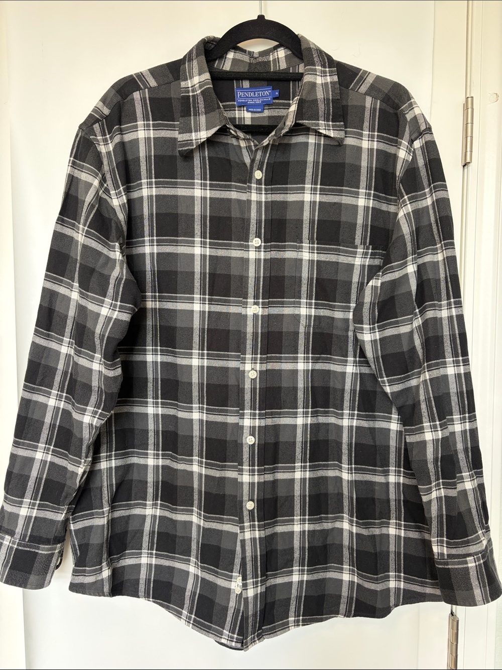 Pendleton Cotton Flannel Black, Gray & White Plaid Button Down Shirt XL